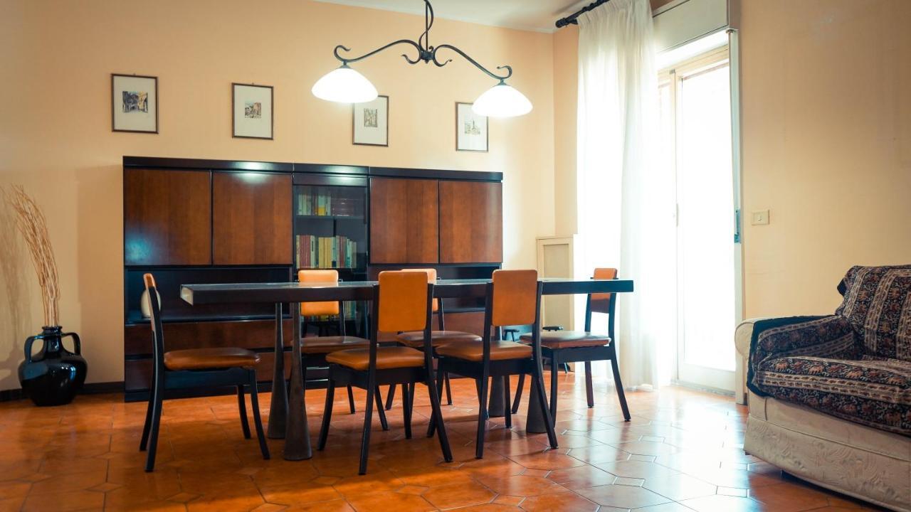 Av Apartment อาชิ กัสเตลโล ภายนอก รูปภาพ